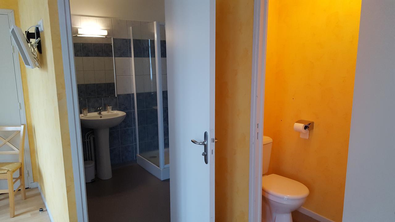 Auberge Le Cheylet Apchon Exterior foto